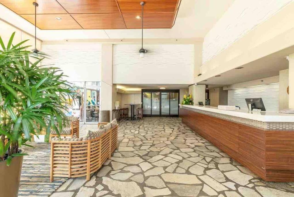 Pacific Monarch Aparthotel Honolulu Exteriör bild